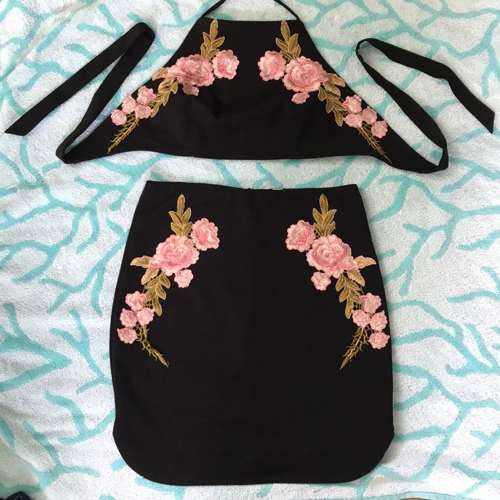 Blue blush two-piece floral set